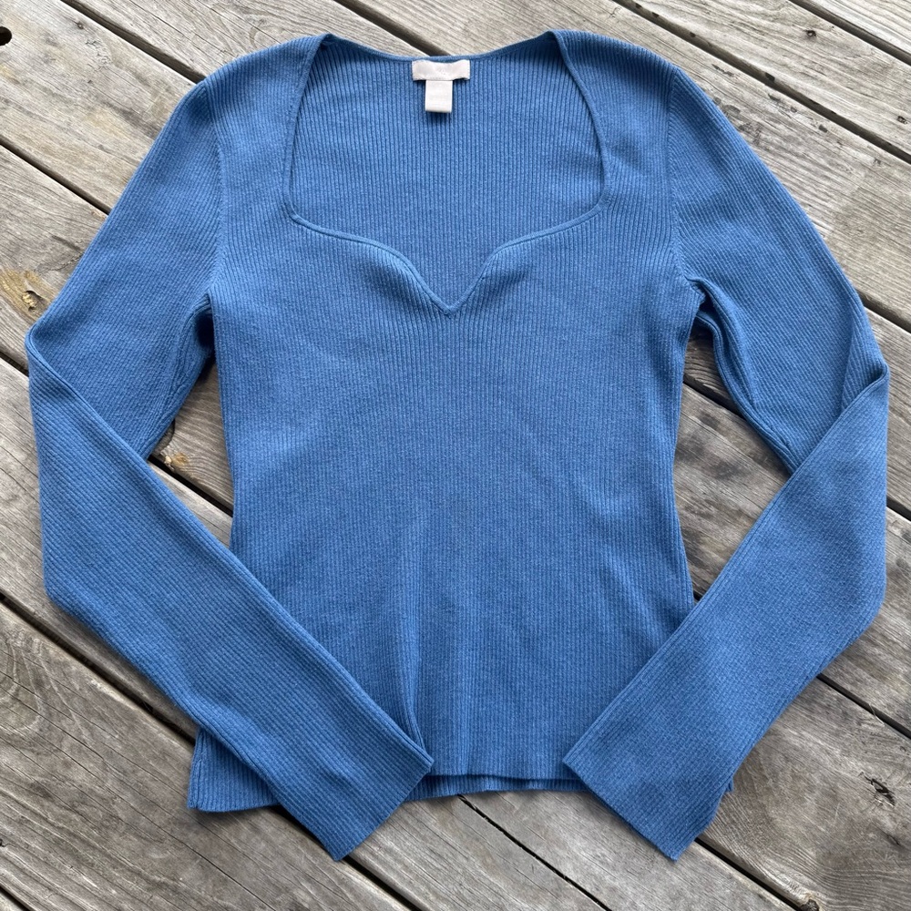 H&M blue Ribbed Knit Top beautiful neckline